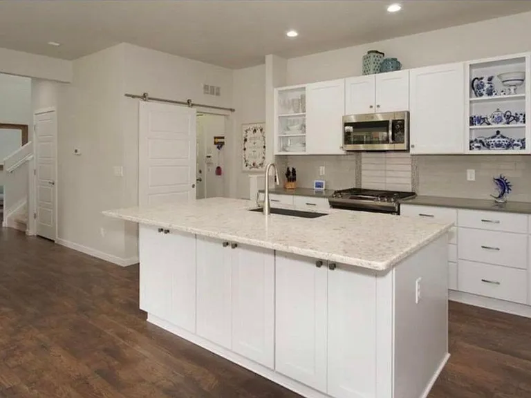 14212 Mosaic Ave — Photo 7