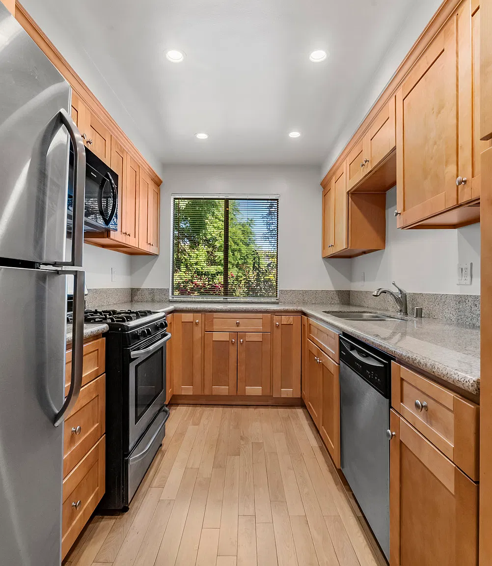 1 bed, 750 sqft, $2,695 — Photo 3