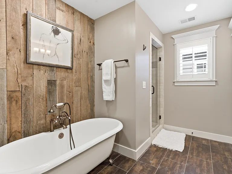 1034 Burchwood Ave — Photo 27