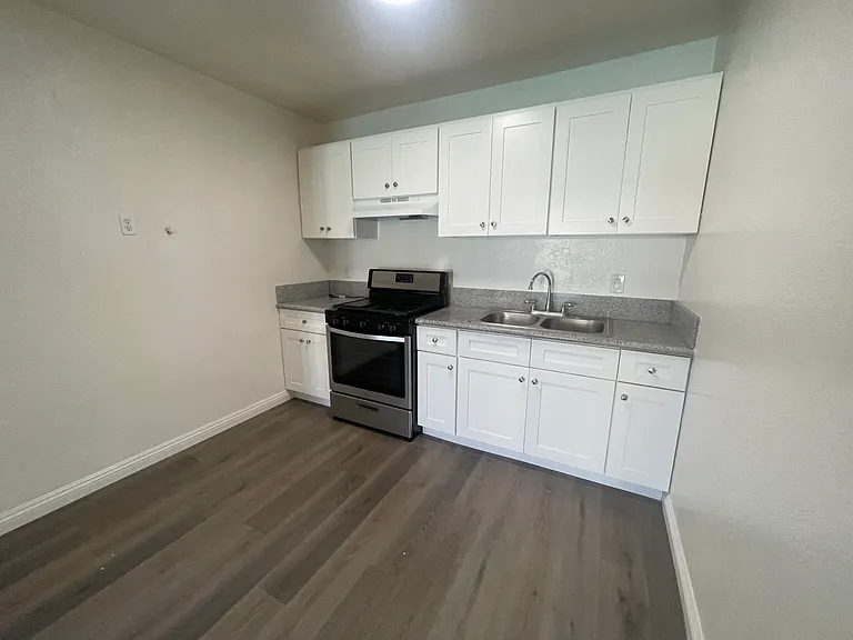 500 W Arrow Hwy #C — Photo 8