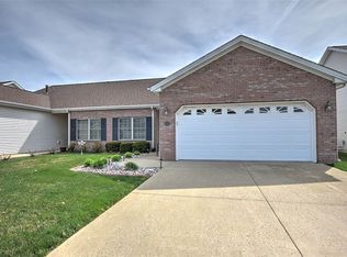 536 Park Place Dr #A, Forsyth, IL 62535