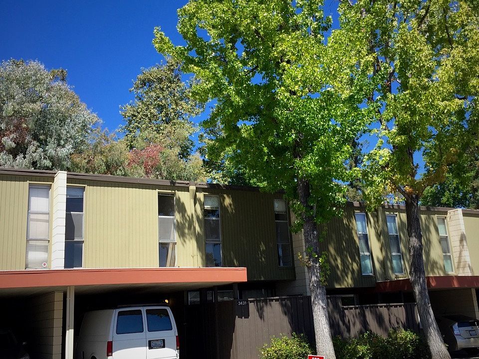 exterior of townhouse