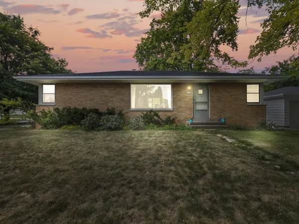 6205 North Garden Grove LANE, Glendale, WI 53209