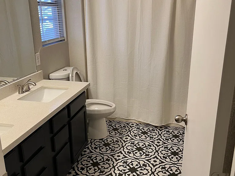 Master En-suite