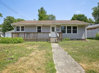 119 S Maple St, Paxton, IL 60957