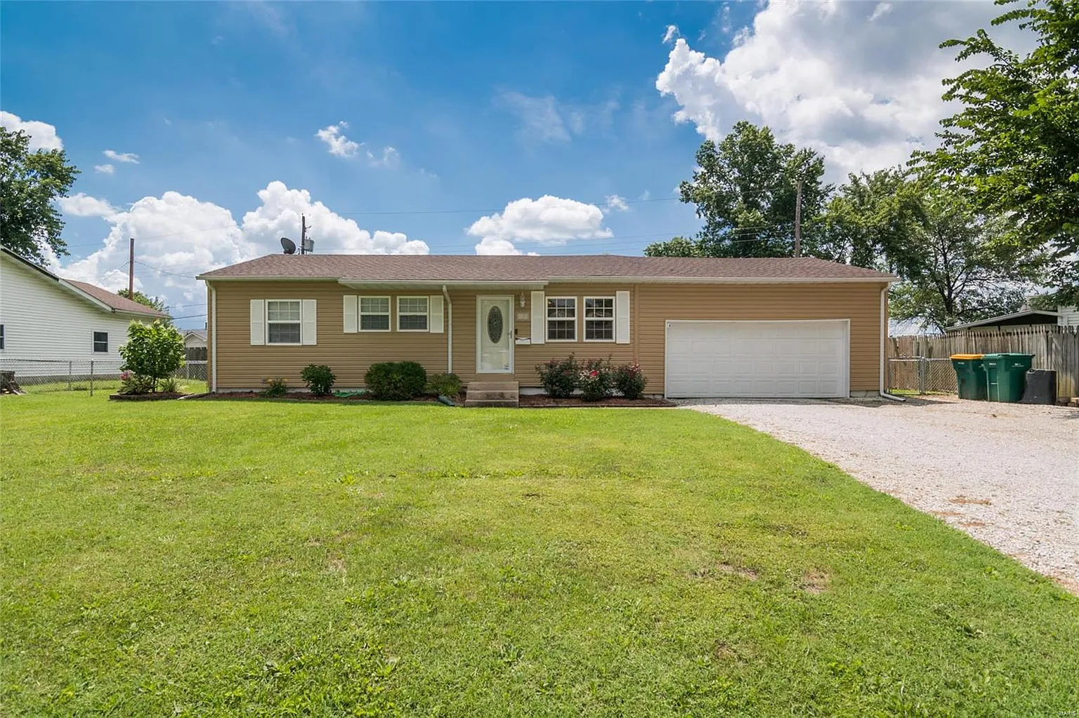 2204 Cardinal Ave photo 1