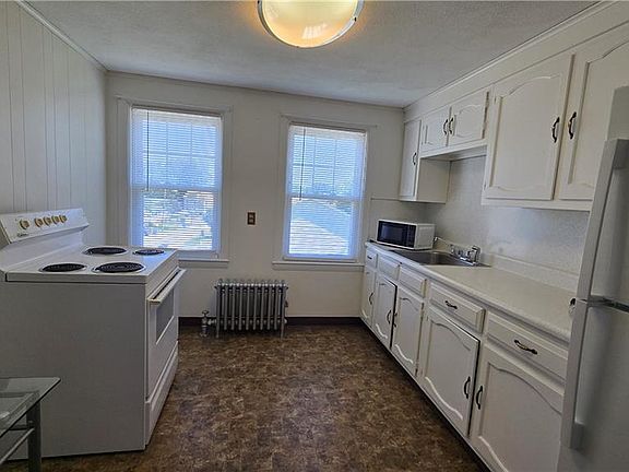 4th image of 28 Crawford St