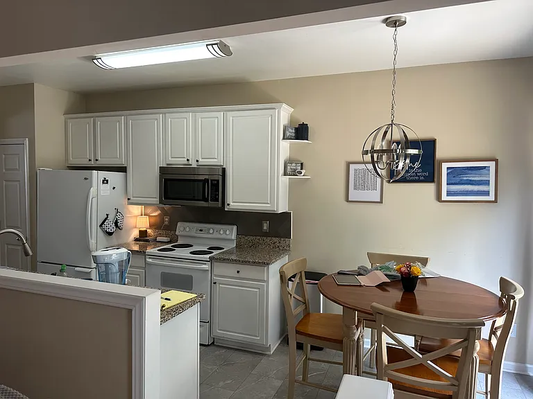 507 Caraleigh Ct — Photo 16