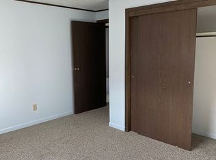 104 E Davis St, Rawlins, WY 82301