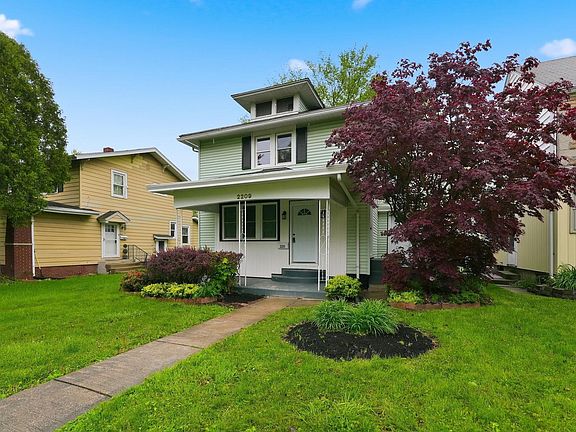 3rd image of 2209 Curdes Ave