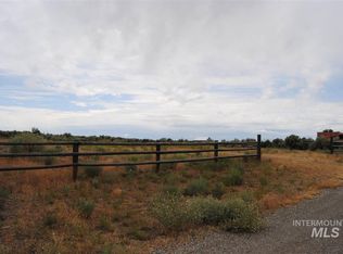 213 W Magic Rd, Shoshone, ID 83352