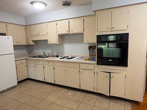 2nd image of 345 N Laverne Ave APT 4