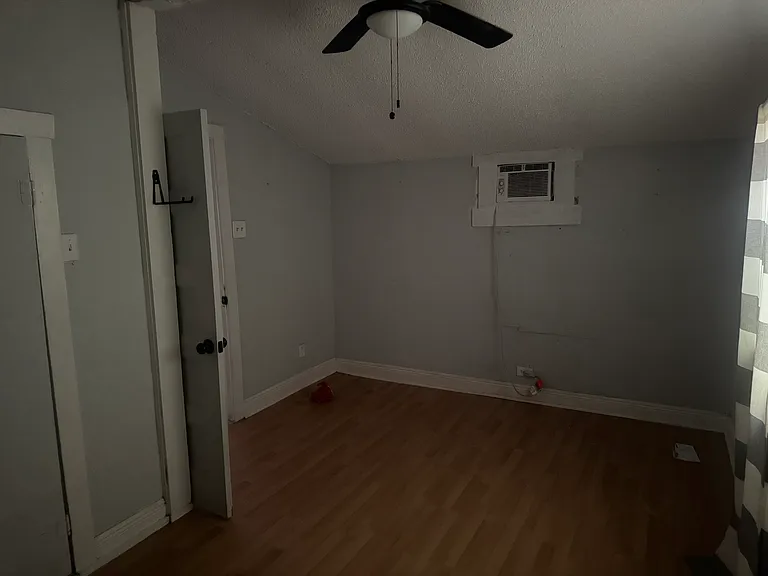 542 Topeka Blvd #3 — Photo 11