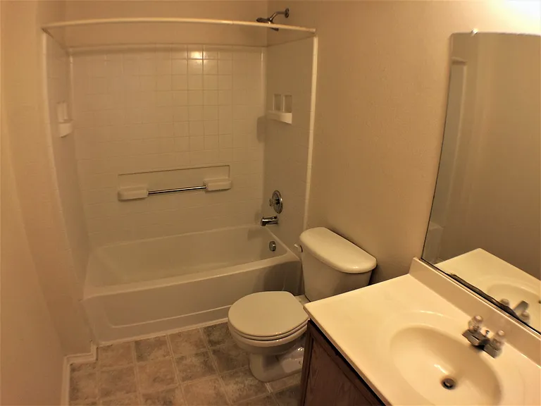 4841 Waterford Dr — Photo 10