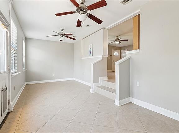 5th image of 6549 Bellaire Dr