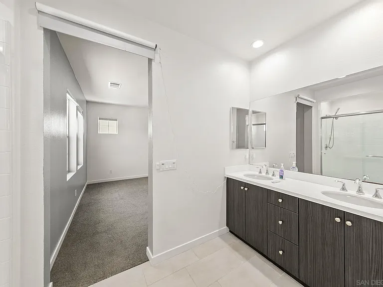 2028 Avenida Andanza — Photo 29