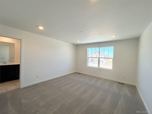 5th image of 1184 Osmolski Drive