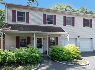 46 Comus Rd, Rocky Point, NY 11778