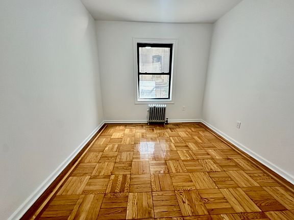 3rd image of 537 W 150th St #3