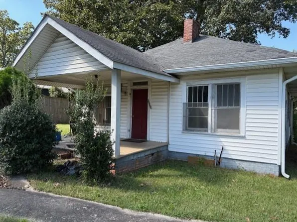 1207 Enota Ave, Gainesville, GA 30501