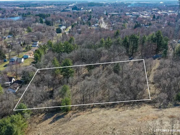 345 BAILEY STREET, Waupaca, WI 54981