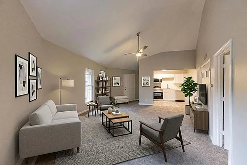 205 W Woodruff Photo 1