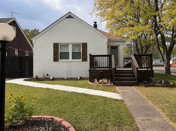 200 Taft Pl, Gary, IN 46404