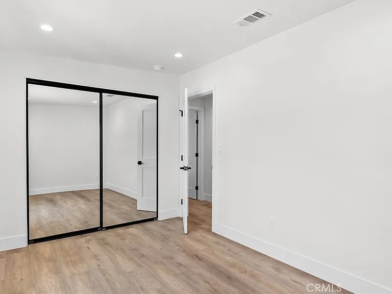 2057 E Villa St — Photo 16