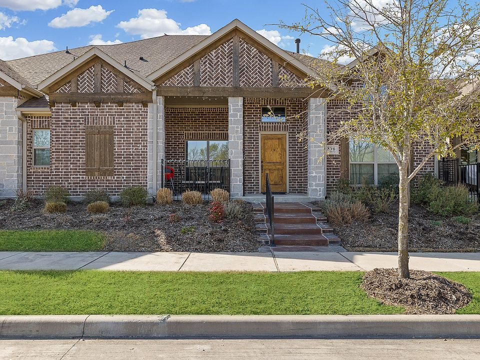 1st image of 896 Hatton Sumner Pl