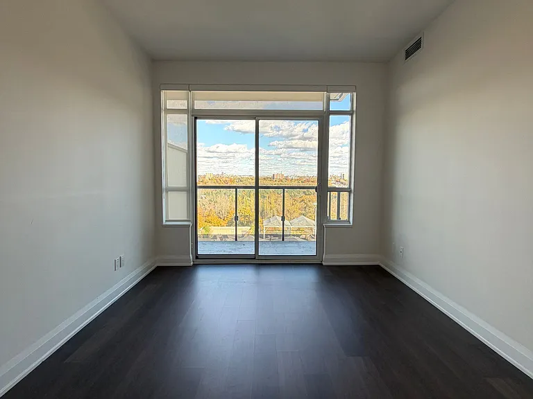 25 Fontenay Ct #801 — Photo 4