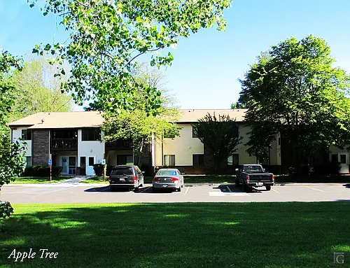 1249 Greenhouse Rd Photo 1