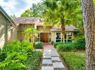 4406 Carrollwood Village Dr, Tampa, FL 33618