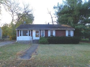 9224 Baldwin Dr, Machesney Park, IL 61115