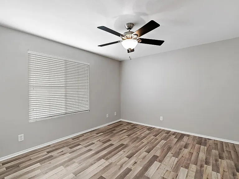 30262 Sunbreeze Bay Ln #F — Photo 10