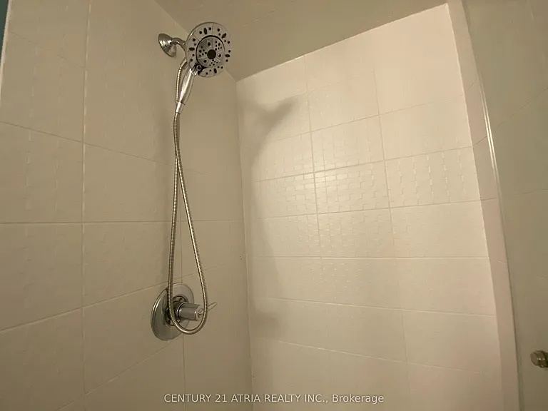 560 Front St W #706 — Photo 9