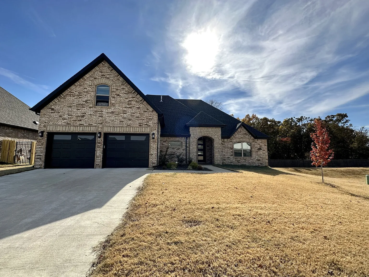 3 bed, 2.5 bath, 2278 sqft, $2,700 — Photo 1