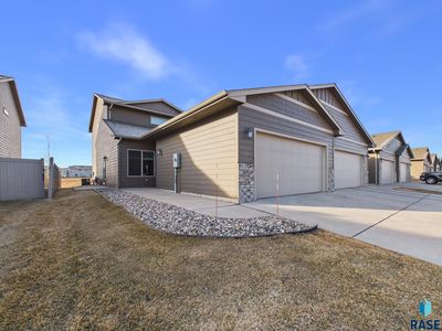 5919 S Bounty Pl, Sioux Falls, SD, 57108