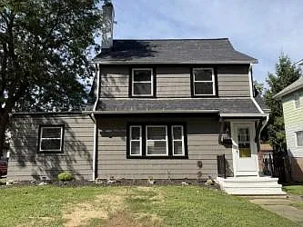 4802 Edgepark Dr — Photo 2