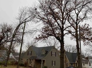 1277 SW Randolph Ave, Topeka, KS 66604