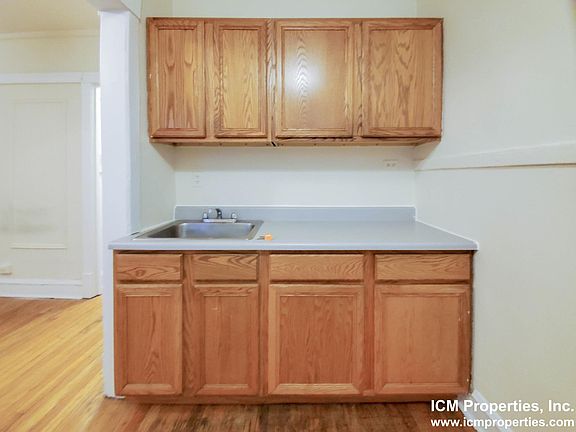 2nd image of 630 W Arlington Pl #630.5-12