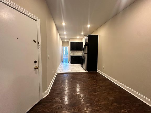2nd image of 23 Seidler St #27E