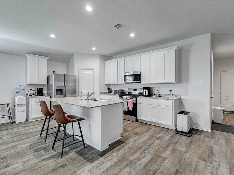 31426 Yatesbury Ln — Photo 14