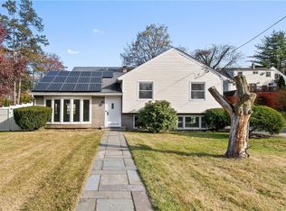 6 Adams Pl, White Plains, NY 10603