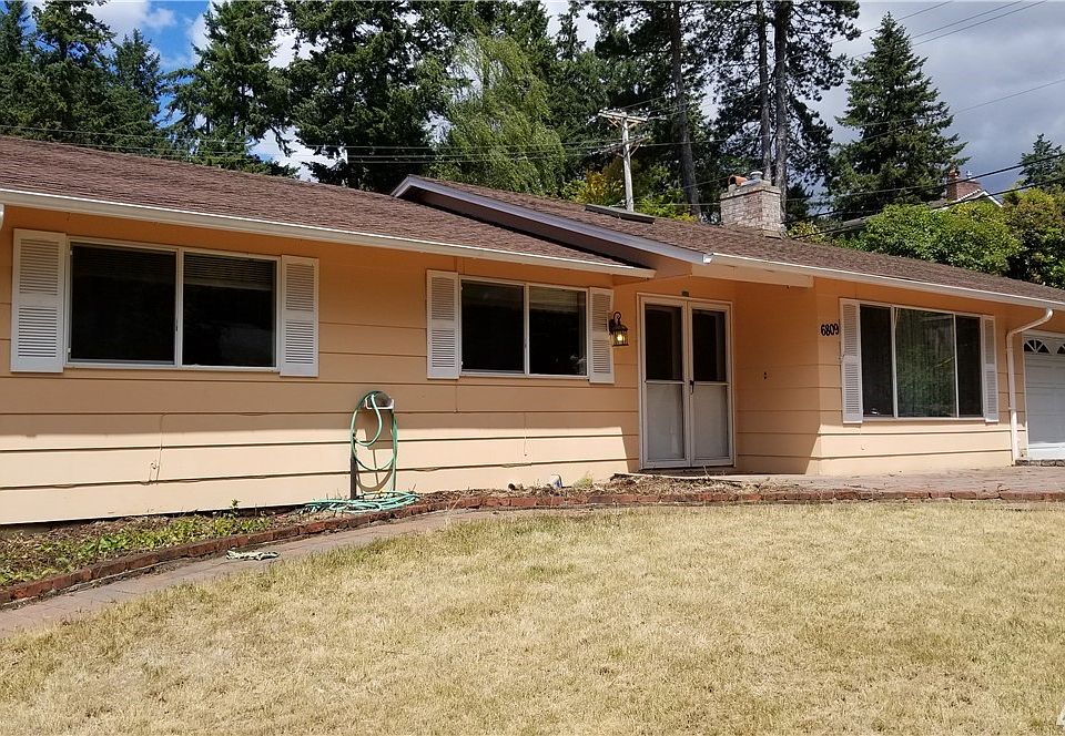 1st image of 6809 81st St SW
