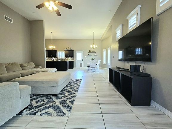 4th image of 7852 Enchanted View Dr