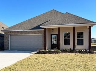 303 Southern Grove Rd, Sterlington, LA 71280