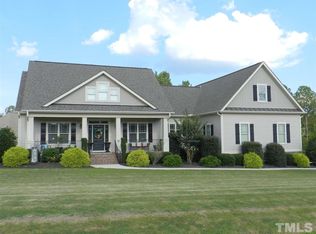 49 Dalry Ln, Willow Spring, NC 27592