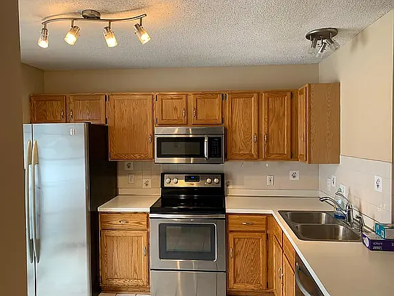 4266 Meghan Ln — Photo 6