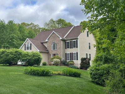 9 Copeland Drive, Hudson, NH, 03051