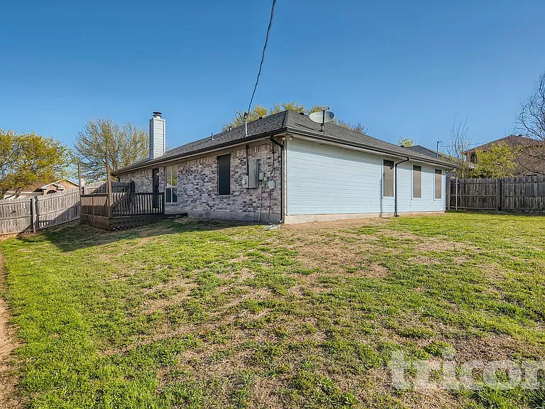 1023 Aries St — Photo 12